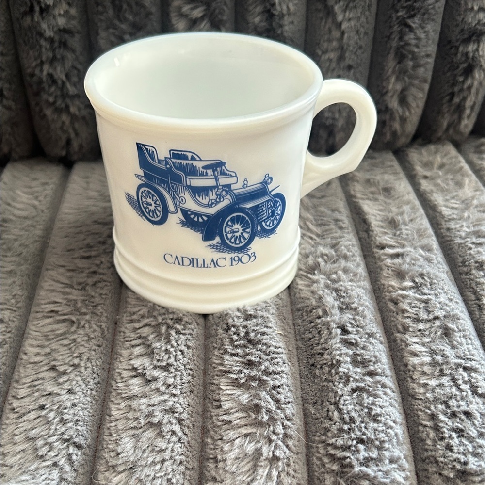 Cadillac 1903 Porcelain Mug with Blue Design